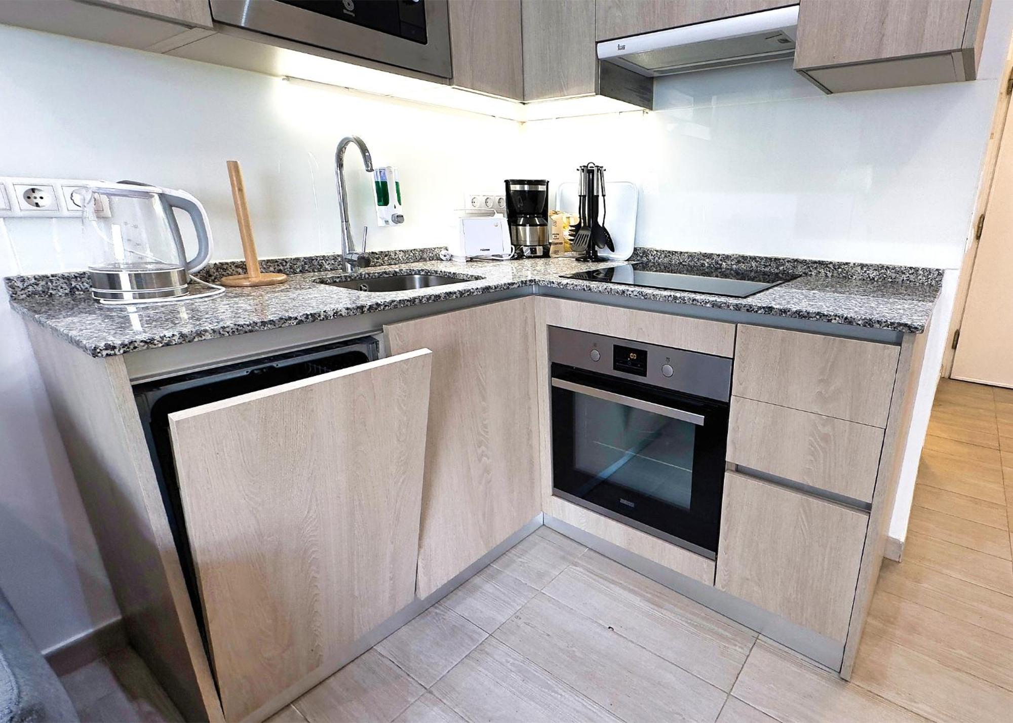 SKOL 350. Great 2 Bedroom Apartment in Skol Marbella Eksteriør bilde